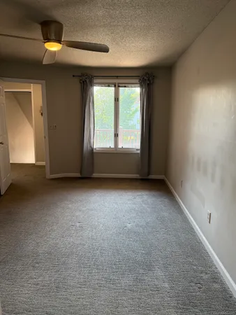$2,400 | 25 Little Oak Lane, Unit 25, Rocky Hill, CT 06067