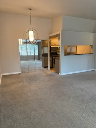 $2,400 | 25 Little Oak Lane, Unit 25, Rocky Hill, CT 06067