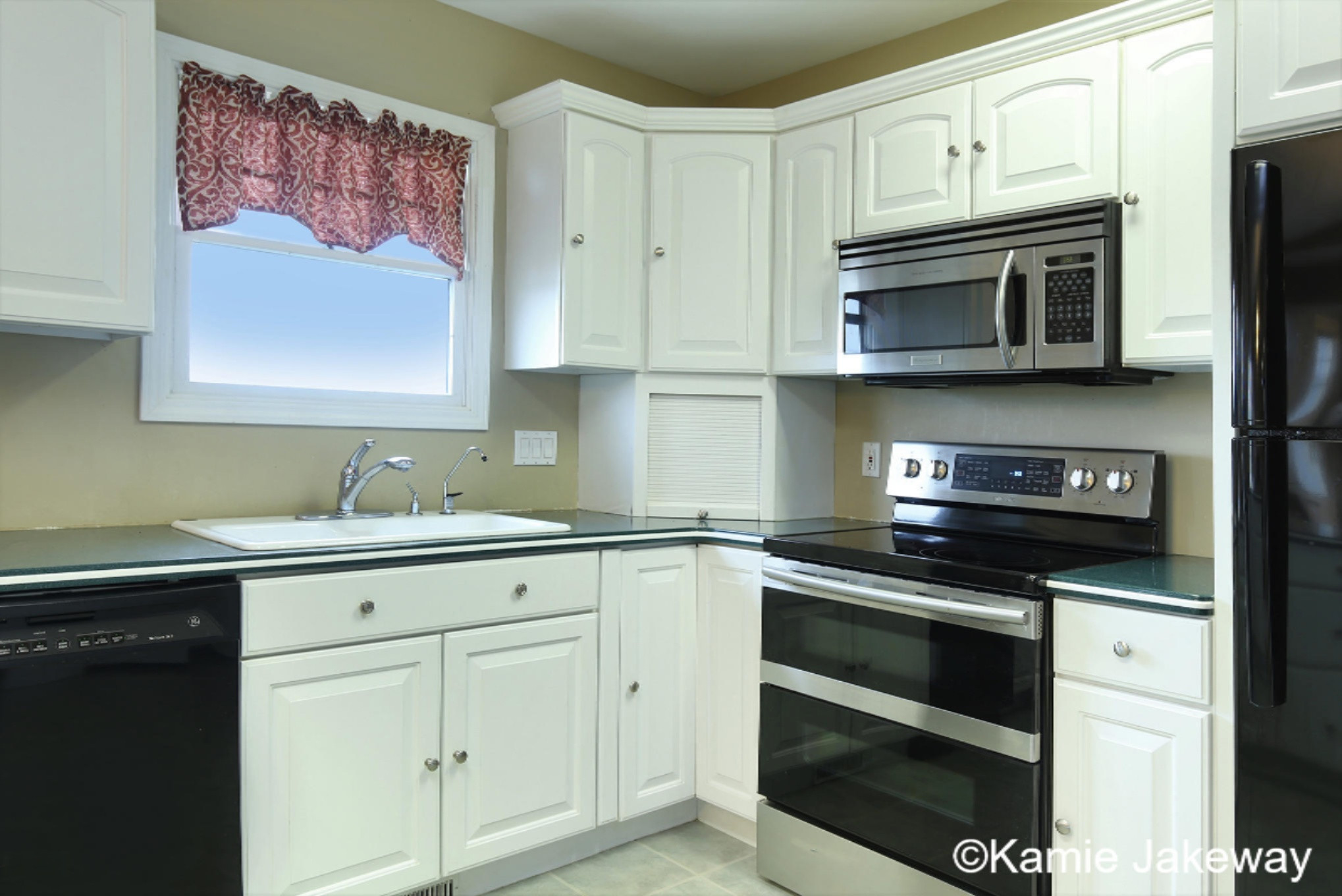 9856 Belding Road Belding, MI 48809 - Photo 18 of 35 Kitchen