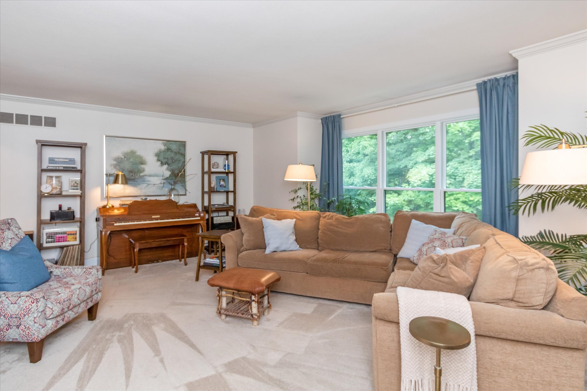 6339 Johnson Road Indianapolis, IN 46220 - Photo 8 of 56 Gallery Image 8