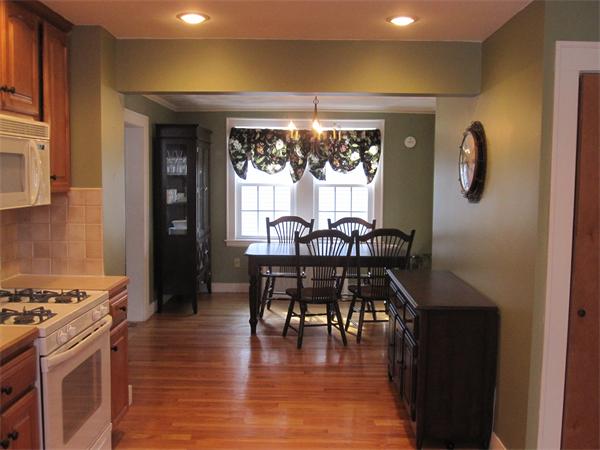 23 Lillian Road Malden, MA 02148 - Photo 3 of 20 Gallery Image 3