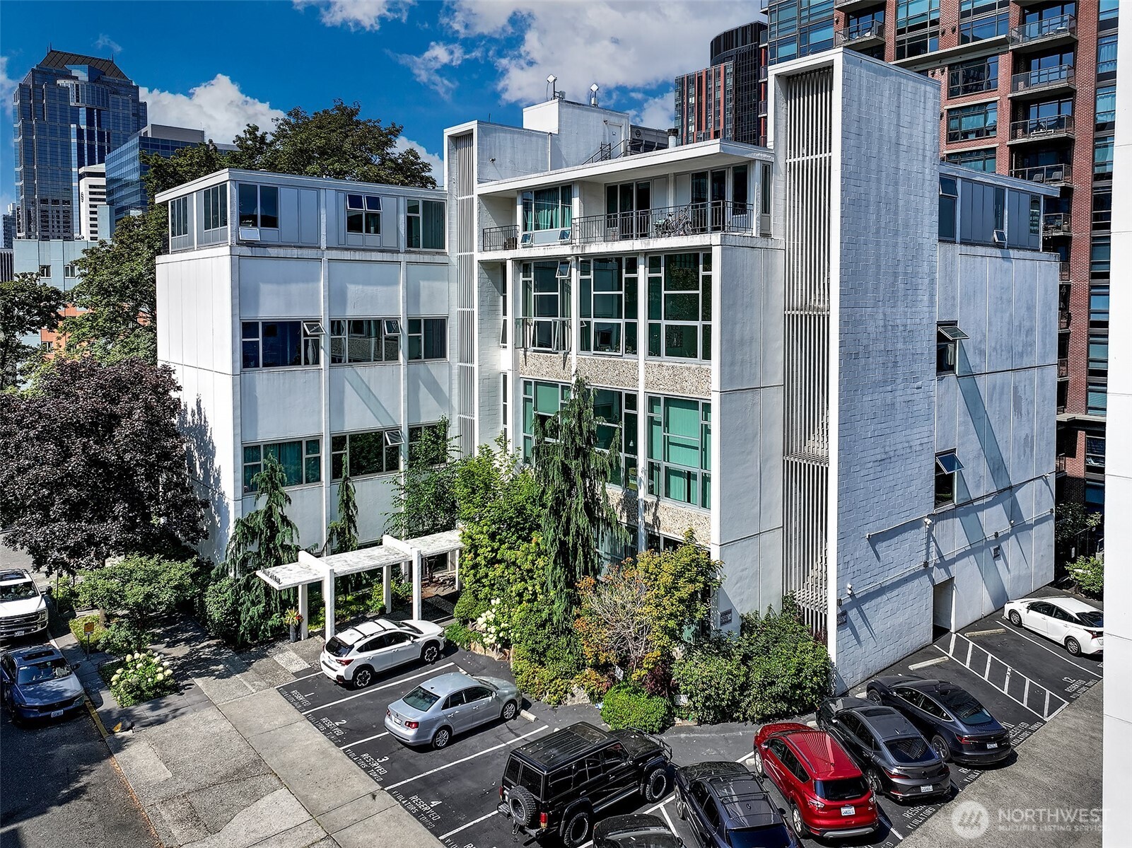 1000 Union Street, Unit 412 Seattle, WA 98101 - Photo 20 of 25 Gallery Image 20