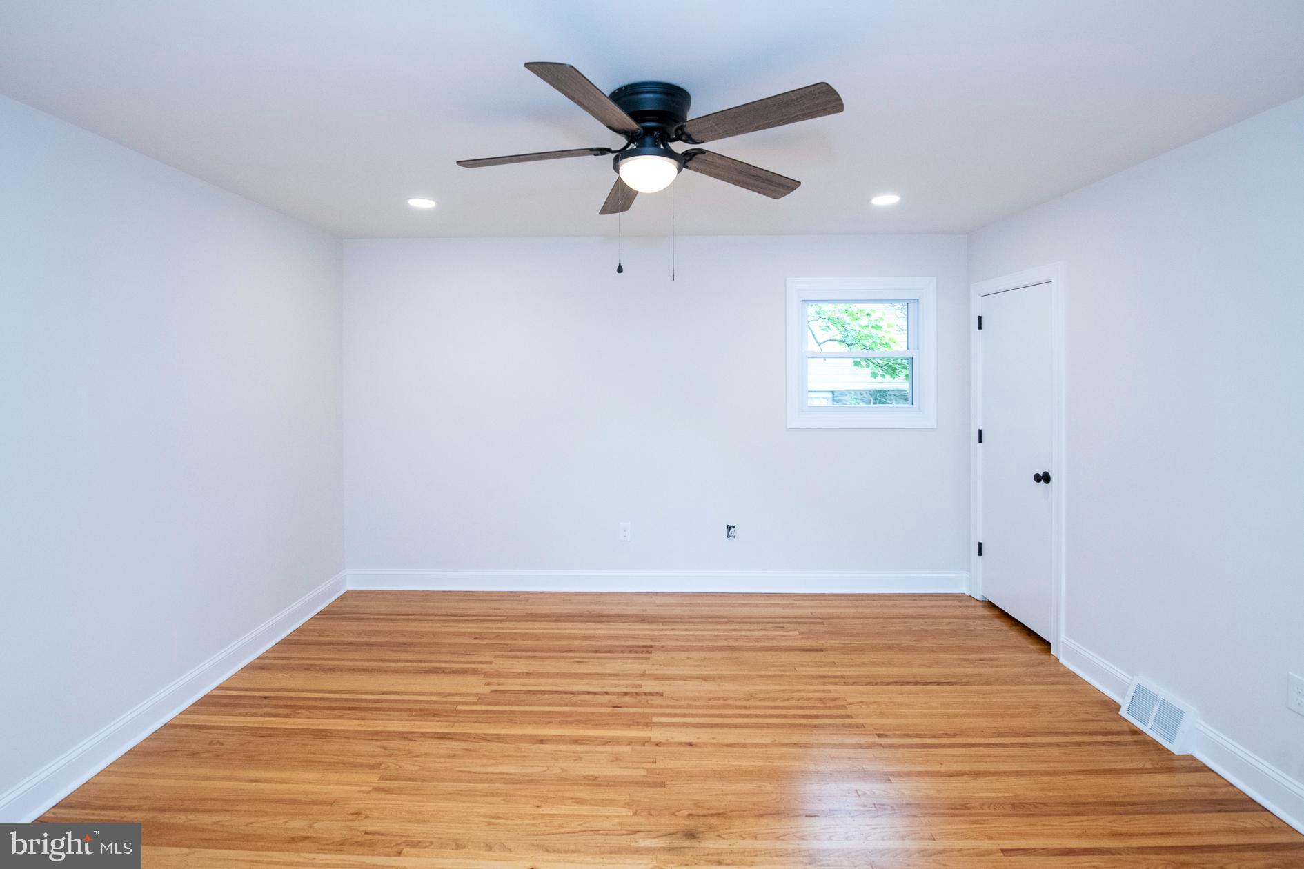 413 Ellis Road Havertown, PA 19083 - Photo 25 of 39
