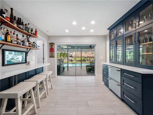 $819,000 | 419 Pinecrest Court, Cape Coral, FL 33904