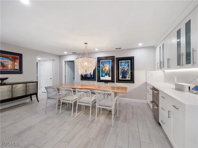 $819,000 | 419 Pinecrest Court, Cape Coral, FL 33904