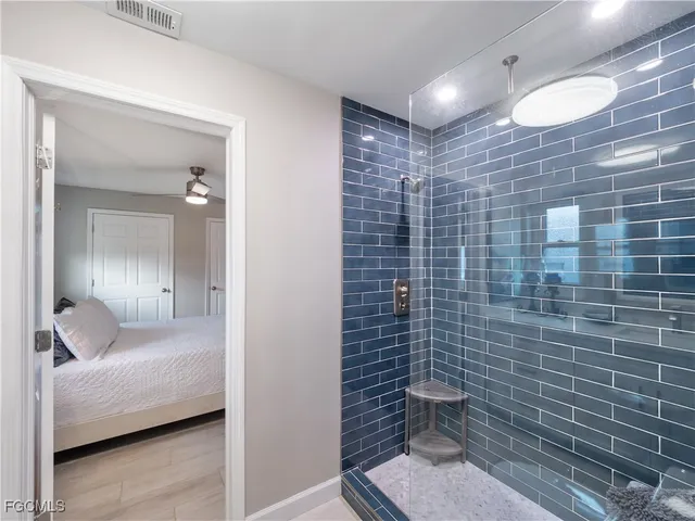 $819,000 | 419 Pinecrest Court, Cape Coral, FL 33904