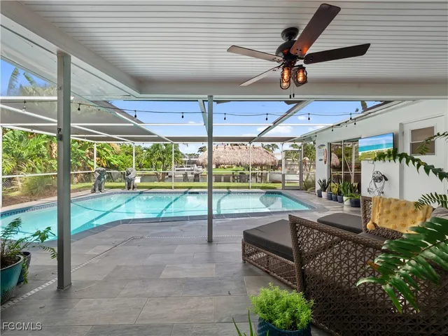 $819,000 | 419 Pinecrest Court, Cape Coral, FL 33904