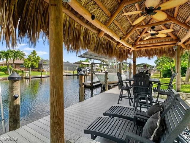 $819,000 | 419 Pinecrest Court, Cape Coral, FL 33904