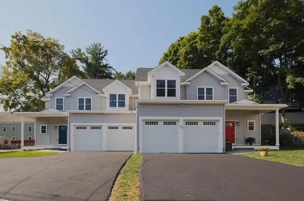 $5,995 | 93 Calvary Street, Unit 2, Waltham, MA 02453