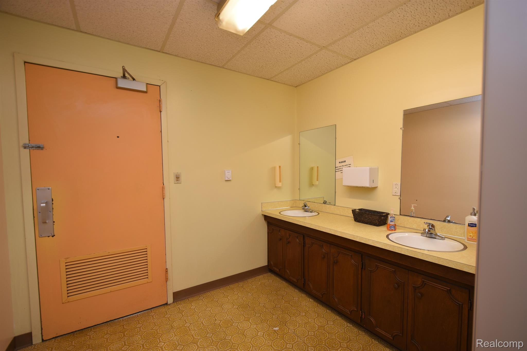 8163 Coldwater Road Flushing, MI 48433 - Photo 41 of 65 Gallery Image 41