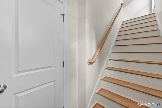 $399,999 | 578 Zion Street, Hartford, CT 06106