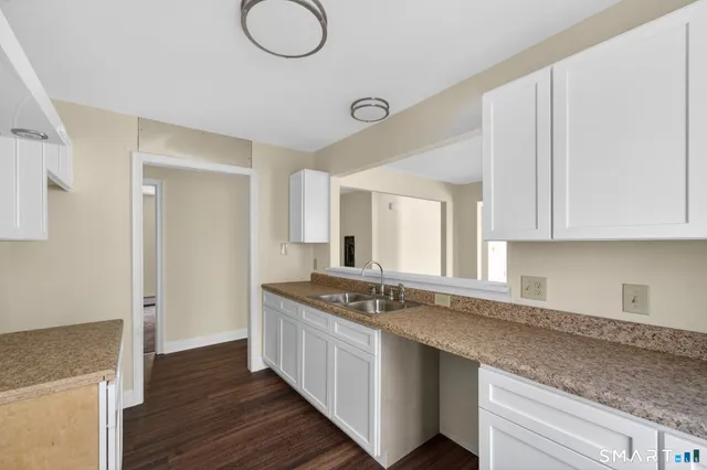 $399,999 | 578 Zion Street, Hartford, CT 06106