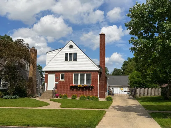 $449,999 | 8039 Forest Avenue, Munster, IN 46321