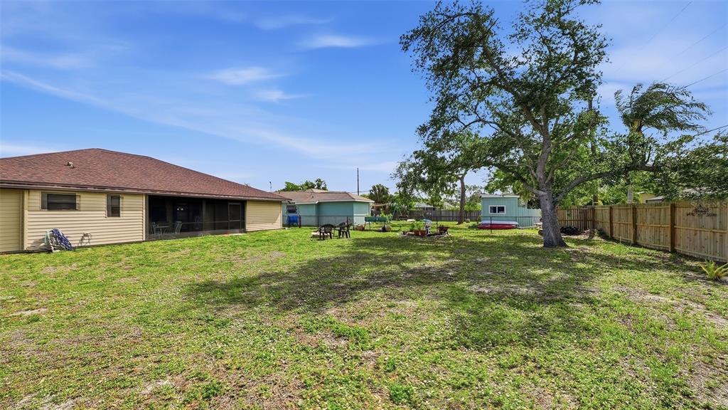 1339 Keyway Road Englewood, FL 34223 - Photo 39 of 42