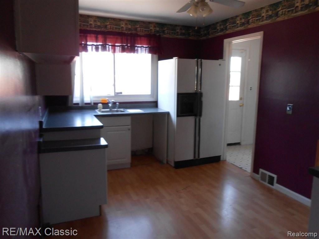 47571 Roland Street Utica, MI 48317 - Photo 14 of 23 Roland 050.JPG