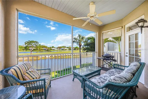 $320,000 | 115 Woodbridge Drive, Unit 201, Venice, FL 34293
