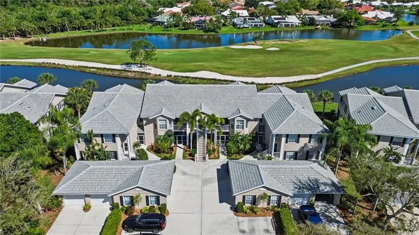 $320,000 | 115 Woodbridge Drive, Unit 201, Venice, FL 34293