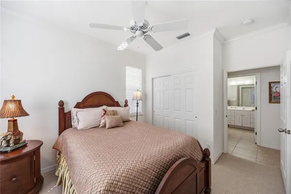 $320,000 | 115 Woodbridge Drive, Unit 201, Venice, FL 34293
