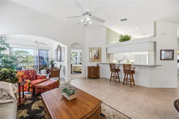 $320,000 | 115 Woodbridge Drive, Unit 201, Venice, FL 34293
