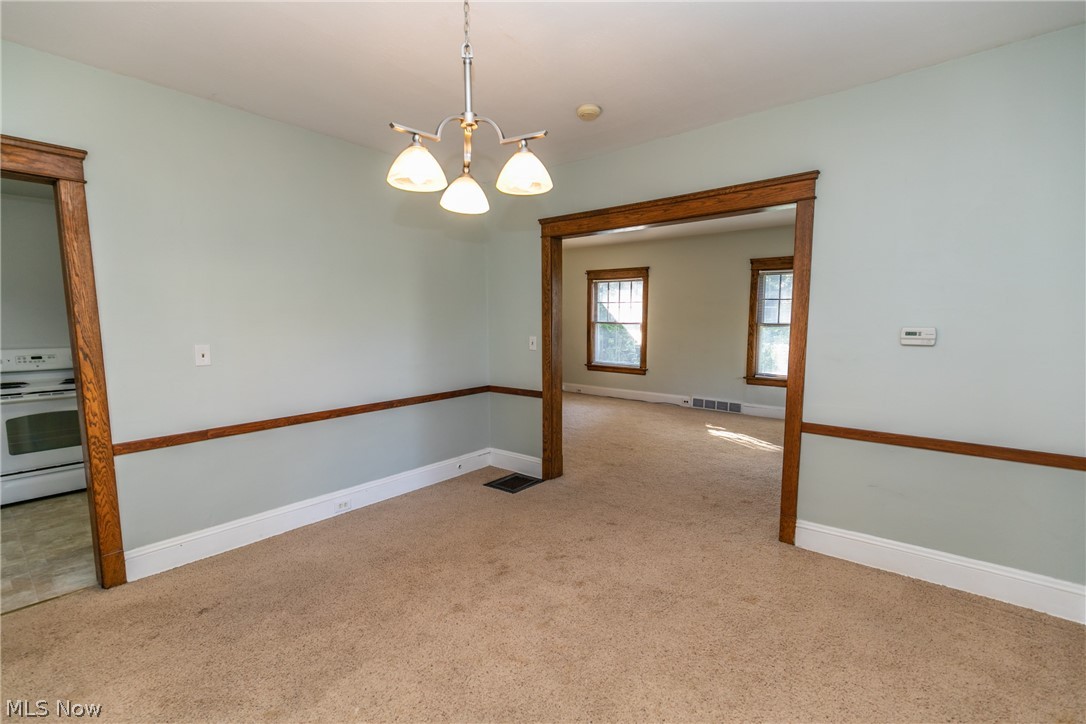 3073-3075 Edgehill Road Cleveland, OH 44118 - Photo 6 of 35 Gallery Image 6