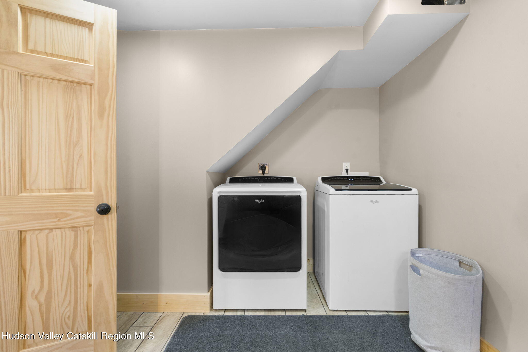437 Sharptown Road Stuyvesant, NY 12173 - Photo 32 of 39 a utility room with dryer and washer