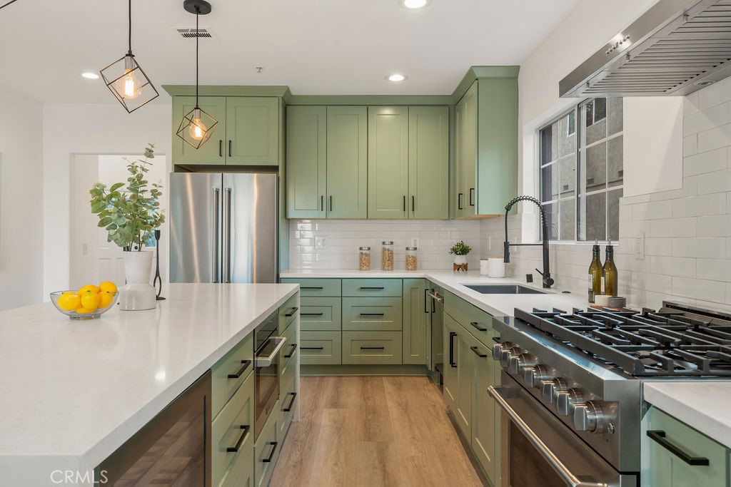 626 Crane Boulevard Los Angeles, CA 90065 - Photo 11 of 54