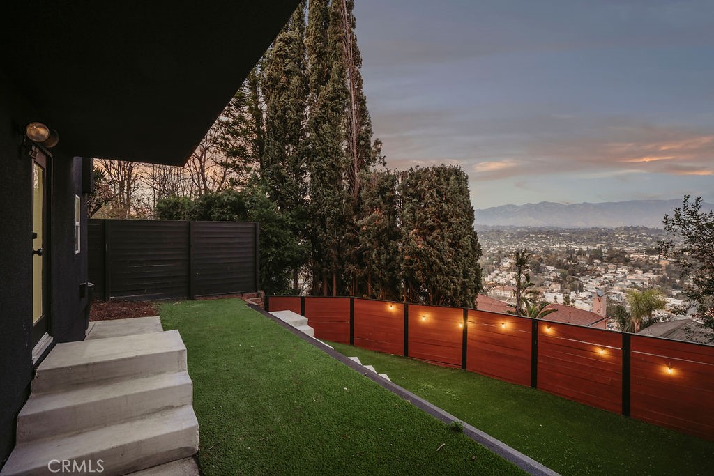 626 Crane Boulevard Los Angeles, CA 90065 - Photo 45 of 54