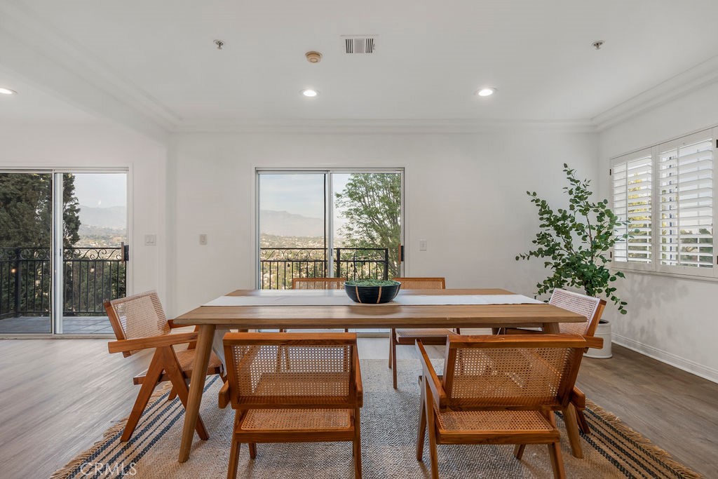 626 Crane Boulevard Los Angeles, CA 90065 - Photo 5 of 54