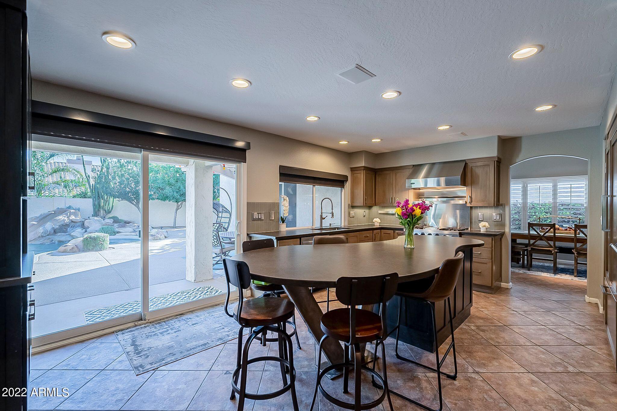 3425 East Clark Road Phoenix, AZ 85050 - Photo 9 of 59 Kitchen