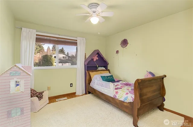 $3,995 | 8901 Northeast 144th Street, Kirkland, WA 98034