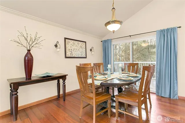 $3,995 | 8901 Northeast 144th Street, Kirkland, WA 98034