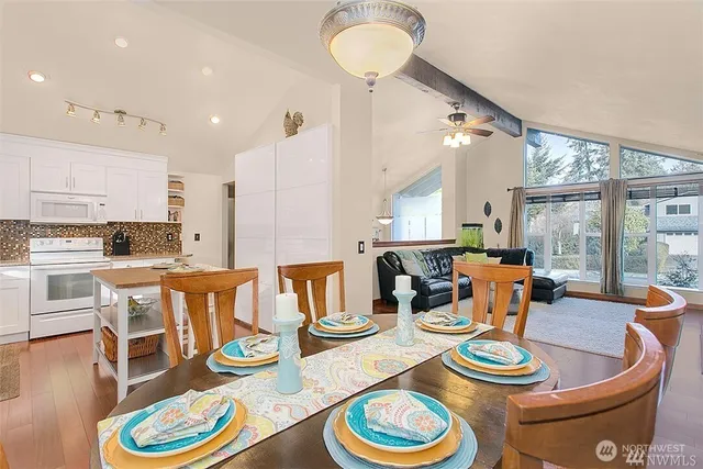 $3,995 | 8901 Northeast 144th Street, Kirkland, WA 98034