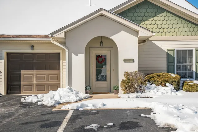 $250,000 | 30 Rosette Lane, Unit 104, Fishersville, VA 22939