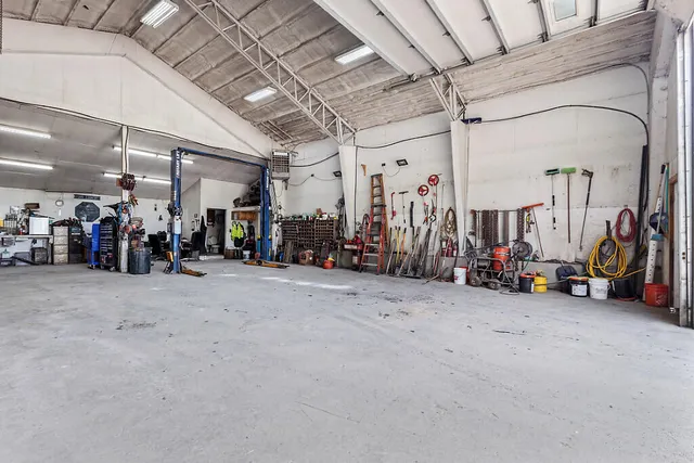 $1,299,000 | 113-121 High Street, Oakland, ME 04963