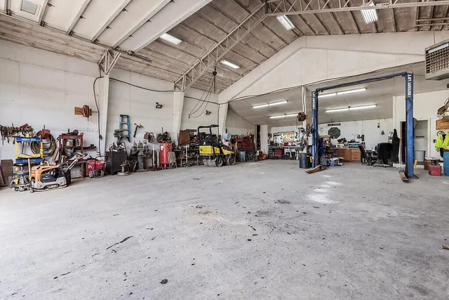 $1,299,000 | 113-121 High Street, Oakland, ME 04963