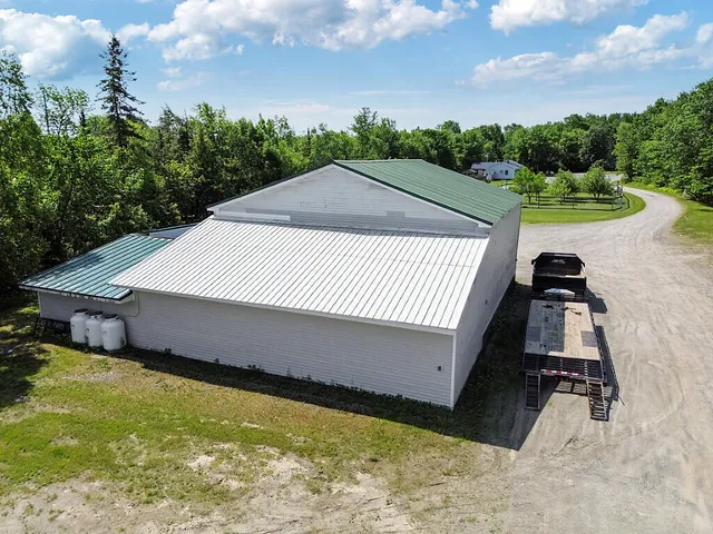 $1,299,000 | 113-121 High Street, Oakland, ME 04963