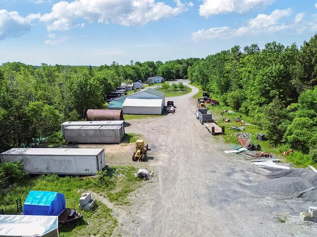 $1,299,000 | 113-121 High Street, Oakland, ME 04963