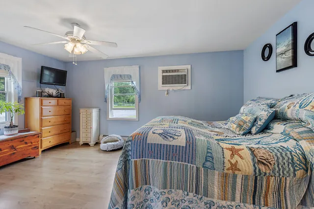 $1,299,000 | 113-121 High Street, Oakland, ME 04963