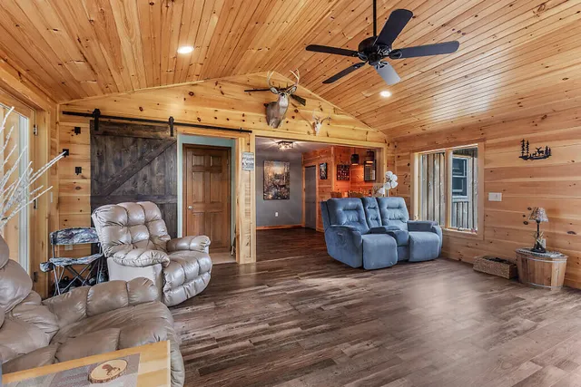 $1,299,000 | 113-121 High Street, Oakland, ME 04963