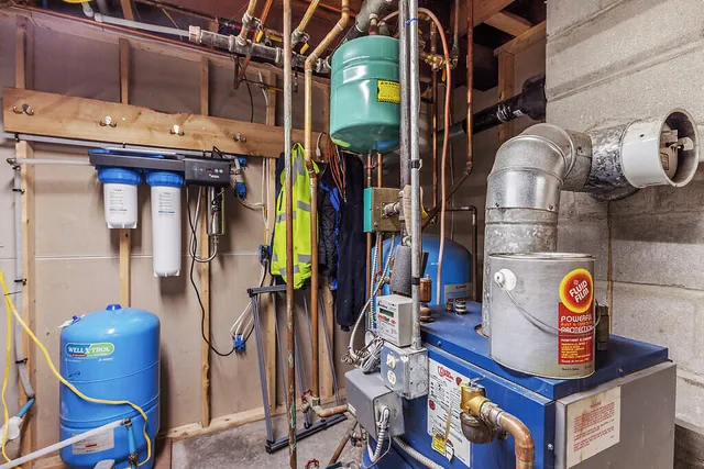 $1,299,000 | 113-121 High Street, Oakland, ME 04963