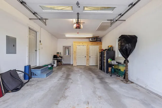 $1,299,000 | 113-121 High Street, Oakland, ME 04963