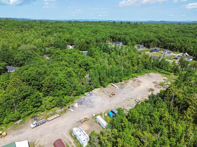 $1,299,000 | 113-121 High Street, Oakland, ME 04963