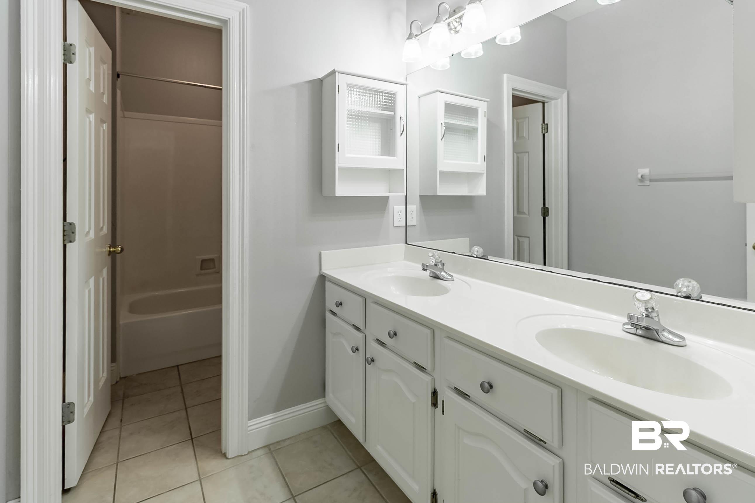 13 Admiral Farragut Way Daphne, AL 36527 - Photo 23 of 44 Bathroom 2
