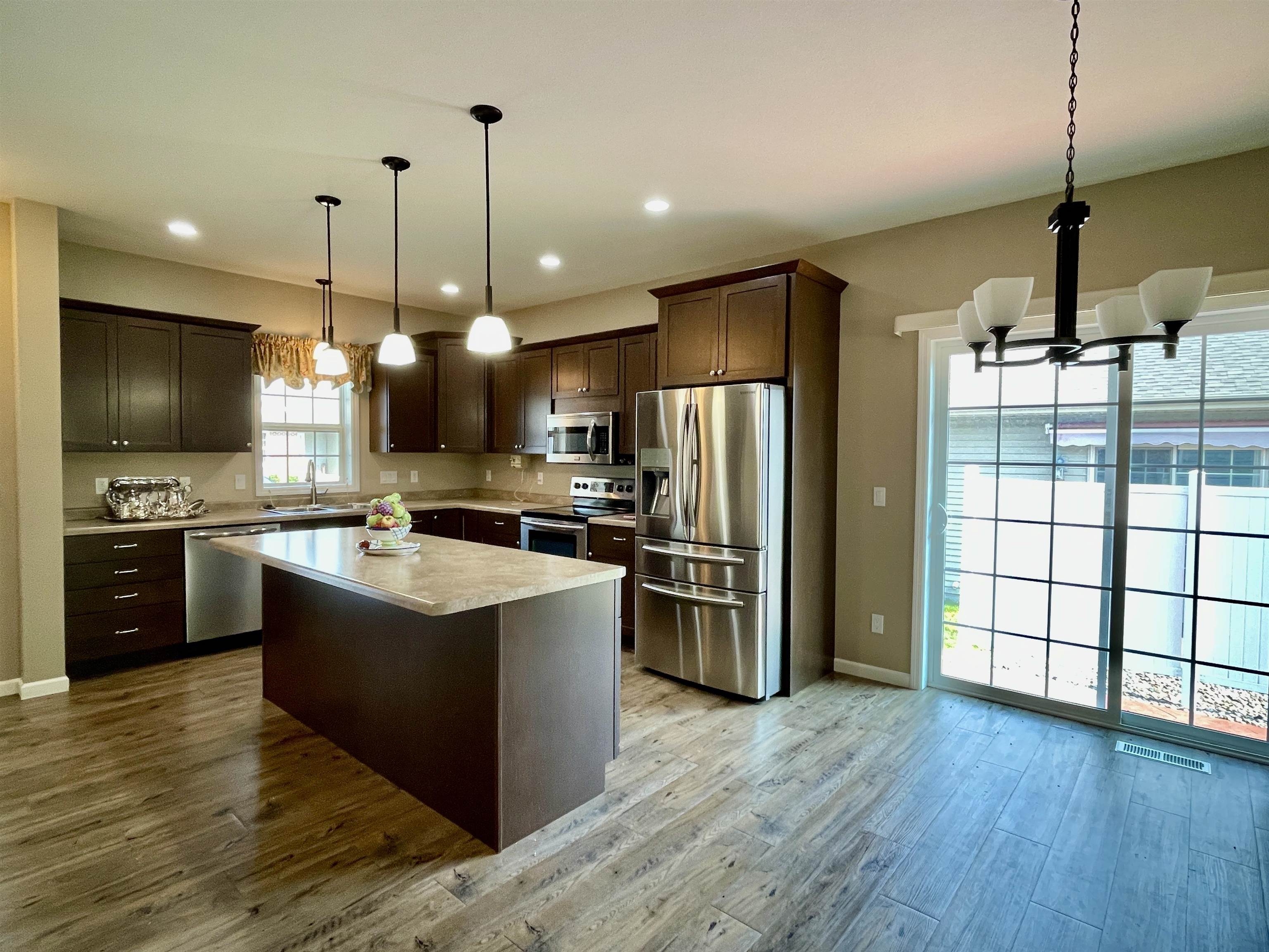 4306 Crossing Milton Wi 53563 Milton, WI 53563 - Photo 17 of 48