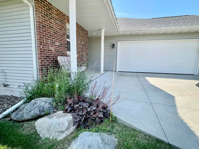 $350,000 | 4306 Crossing Milton Wi 53563, Milton, WI 53563