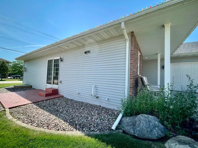 $350,000 | 4306 Crossing Milton Wi 53563, Milton, WI 53563