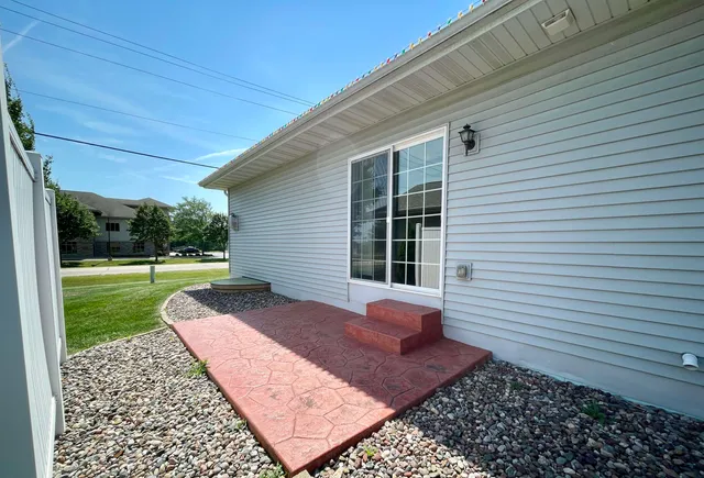 $350,000 | 4306 Crossing Milton Wi 53563, Milton, WI 53563