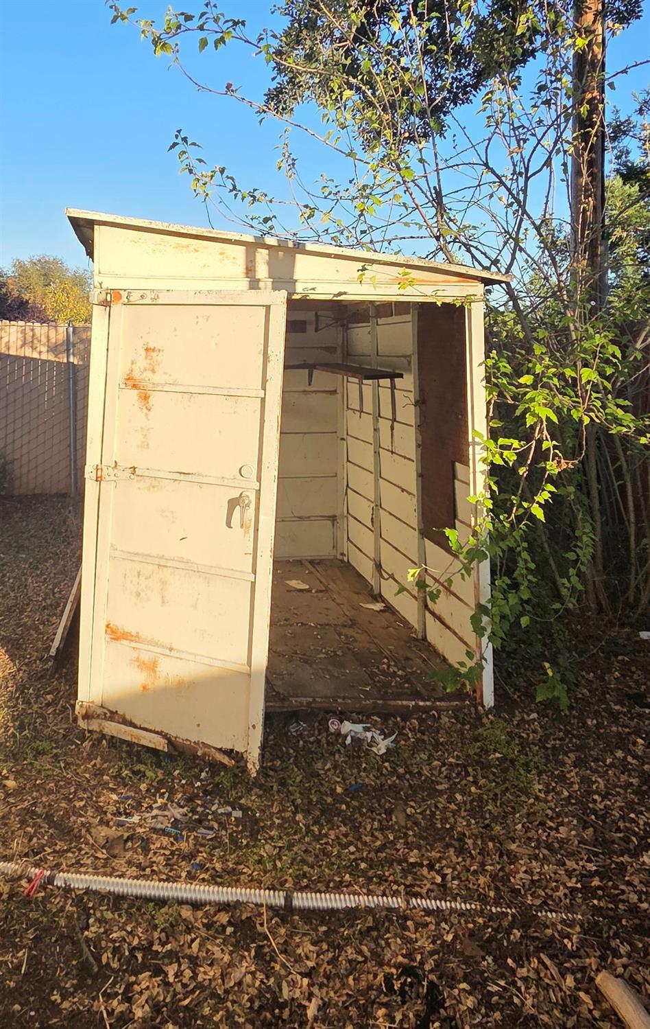 5200 Cavitt Stallman Road, Unit 1 Granite Bay, CA 95746 - Photo 31 of 41 a front view of a house with a yard