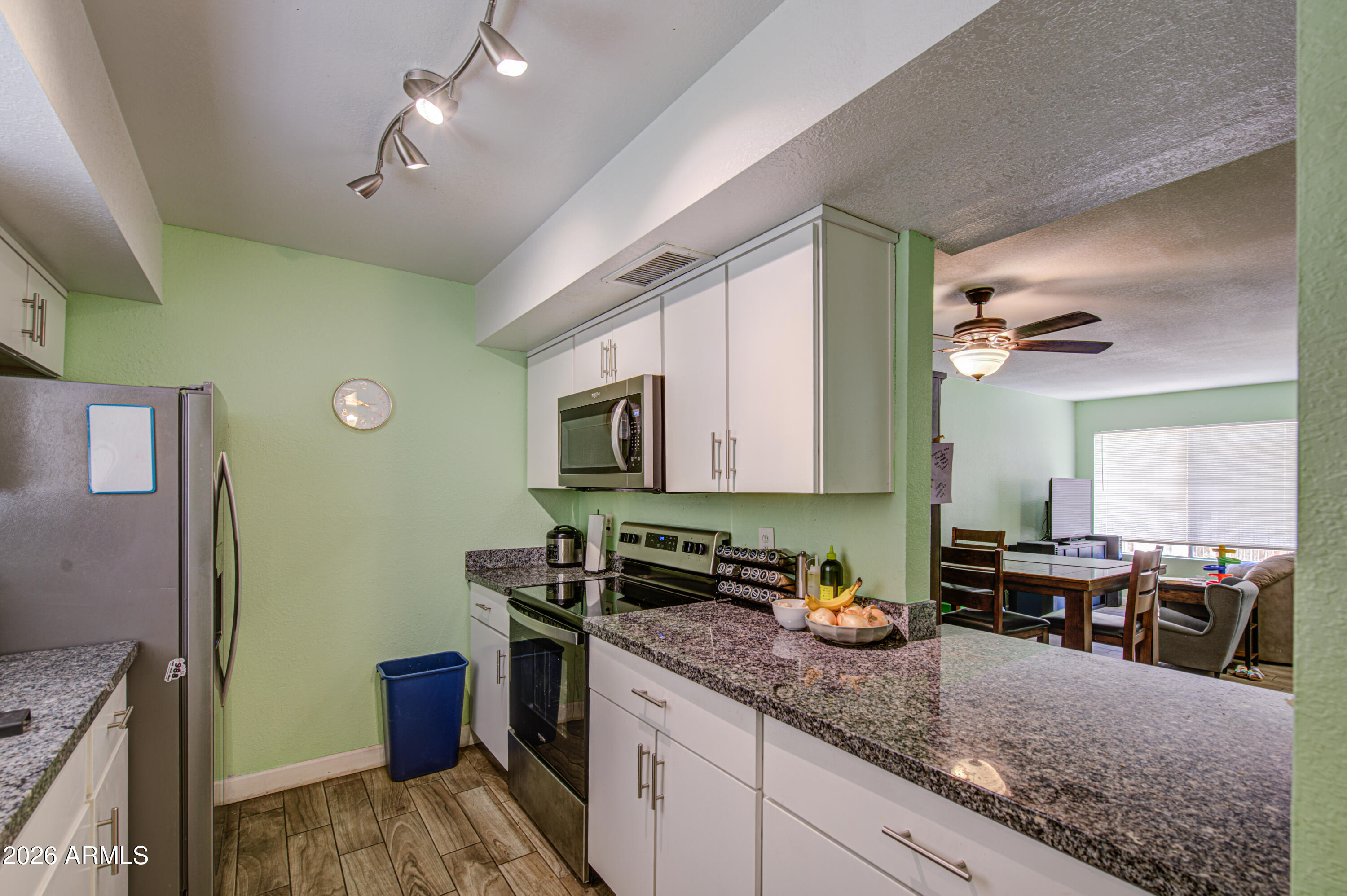 401 East Pecan Road Phoenix, AZ 85040 - Photo 5 of 21