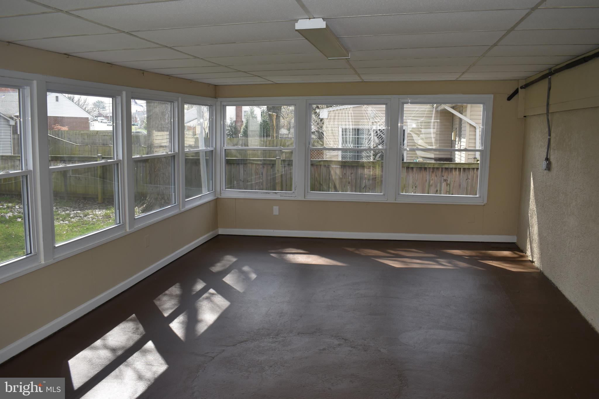 8415 Old Harford Road Baltimore, MD 21234 - Photo 31 of 35 3 Season Room